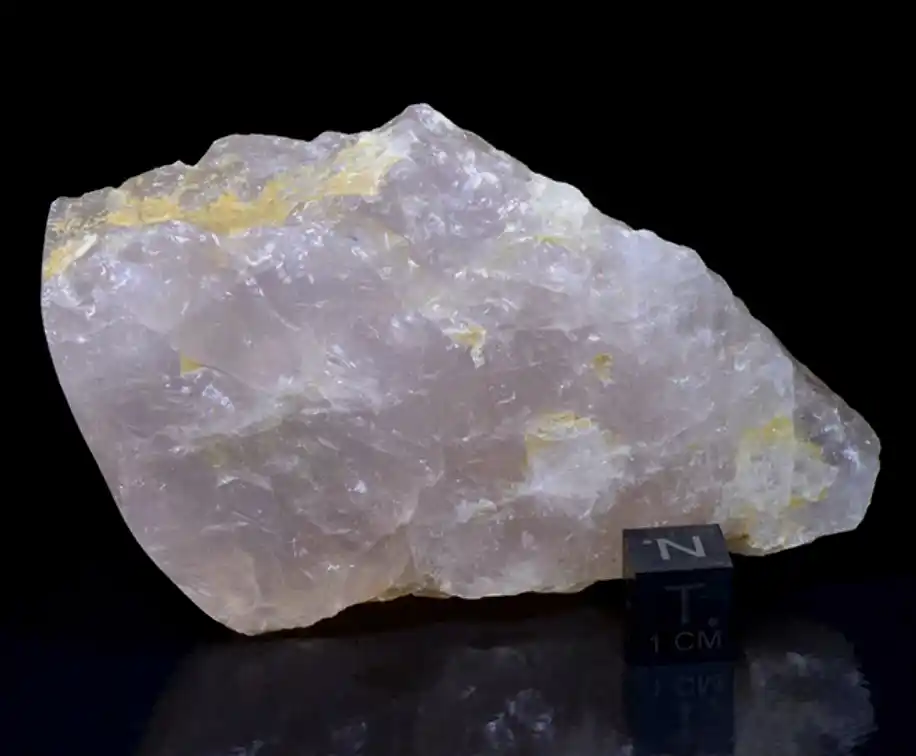 کوارتز طلادار چیست